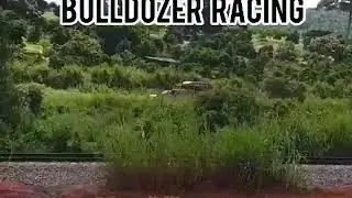 Bulldozer Racing😂