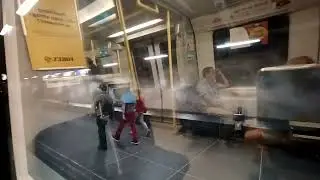 Tunnelbanan Från Solna Centrum Till T-Centralen