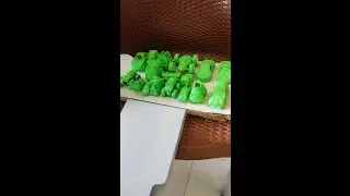 Satisfying Green Dirt Removing From Kids Cars