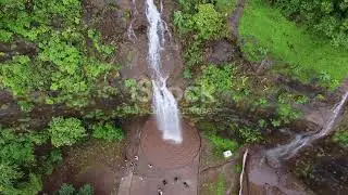 The Dance of the Monsoons
