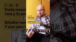 Conectando la escala pentat&oacute;nica  menor con acordes 7 y los cambios del blues.