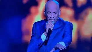 Donnie McClurkin Singing 