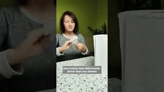 Cloudy glasses? Here&rsquo;s a simple trick to make them shine like new!