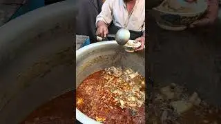 70 Years Old Hardworking Men Selling Siri Paye | Tender And Flavourful Paye #shorts