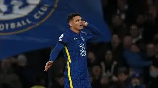 Chelsea Fans : OH THIAGO SILVA 🎶
