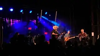 Gypsy Ray Scott & U.E.Band