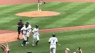 Eugenio Suarez Home Run #42! Padres vs Mariners Vedder Cup 8/27/25 T-Mobile Park, Seattle