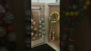 Paper bead jewelry