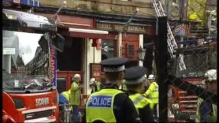 Firefighter dies in Edinburgh blaze