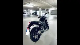 Night Drive Yamaha XSR 125