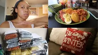 I SPENT THANKSGIVING BY MYSELF + MADE MY OWN THANKSGIVING FOOD | PACKAGING BFCM ORDERS