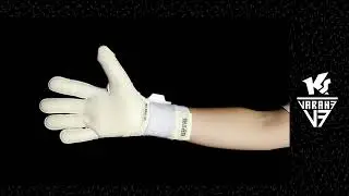 The best grip for goalkeeper gloves - 4mm Supreme Claw
