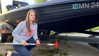 Simply hook, push/pull and cut weeds off