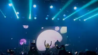 Bebe Rexha - One In A Million (Live in Singapore)