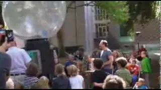 Afslag Eindhoven & Gijs van Bon presenteren Major Tom