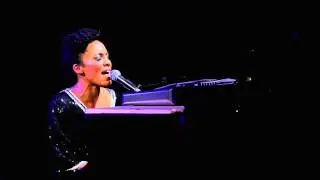 Eisa Davis - You're Everywhere - Joe's Pub (10.22.14)