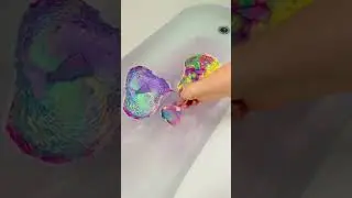Rainbow bath bombs! Bath bomb brittle by Druid and the Witch! Most colourful Rainbow bath bomb!