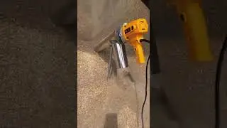 Small Grain Pumps. Can fit big and small cars. Length can be selected. Speed can be adjusted.