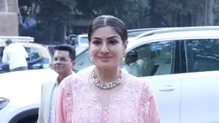 #Raveena Tandon inaugurates Nayika by Vishal Sablley at Jehangir Art Gallery