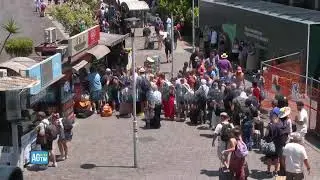 L'Etna erutta, pioggia di cenere sull'aeroporto di Catania: voli cancellati