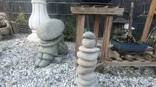 4K Version - Japan Koiteich mit Steinm&auml;nnchen im Februar 2020 - Steinturm Bodensee Steine Steinturm