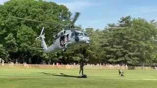 4K Fleet Week 2024 Helicopter Demo- MH-60 fast rope