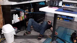 Linus Gets Stuck and Falls trying to 