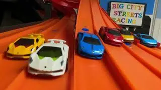 Hot Wheels Lamborghinis Big City Streets Runs
