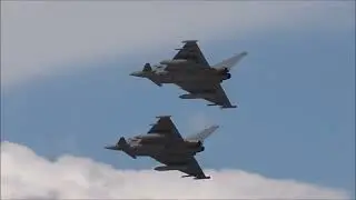 Austrian Lockeed C 130K Hercules & 2x Austrion Eurofighter Typhoons, Sramble display