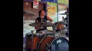 &ldquo;Mexicola&rdquo; Queens of the Stone Age drum cover by Ethan Simpson 