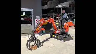 XN12-8 Rhinoceros Excavator with 5 Finger Hydraulic Grab Attachment