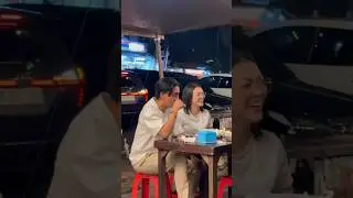 Lihat #charlyvanhouten bersama istrinya lagi makan #setiaband #st12