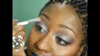 Dramatic NYE Makeup Tutorial w/ Bold Lips featuring Keshia Kaior