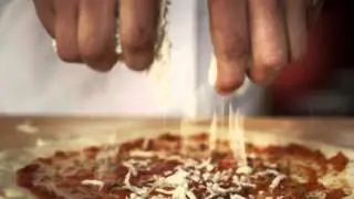 GBLIFE ARTISAN SALAMI PIZZA 050415