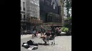 An Amazing Busker in Leicester Square London 🇬🇧 Morf Music 