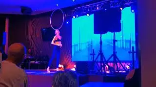 Kate Ryan: Face Balancing (Strip Tease): The Little Red Ball Company