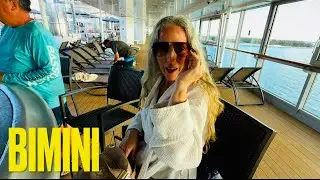 Просто осталась на корабле и напилась в бикини! 🥴🤷🏼‍♀️