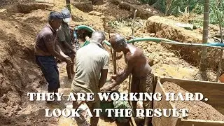 Gem mining srilanka. found a 30 ct dum geuda stone.