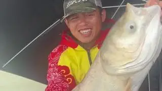 风浪越大 鱼越大#原来钓鱼才是抖音运动顶流 #钓鱼的乐趣只有钓鱼人懂 #钓鱼人就是这么疯狂 #钓鱼届的扛把子不服来辩 #
