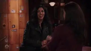 Amy & Ros&eacute; help Captain Holt with online dating