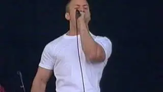 The Dillinger Escape Plan - Sugar Coated Sour (live @ Reading Festival, 25 aug '02) HQ