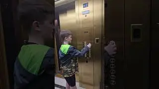 Редкие инновационные решения в золотых лифтах KONE в отеле Gunter Hotel San Antonio Riverwalk, Техас