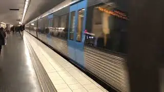 C20 Tunnelbana l&auml;mnar 🔴 Hornstull.