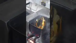 #automaticcookingmachine #cookingmachine #cooking #food #自动炒菜机 #好吃到停不下来 #炒菜机