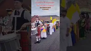 Incredible atmosphere as the Catholic Syro Malabars celebrate the Assumption in procession