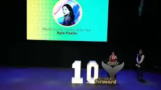 На сцене: @xylafoxlin получила награду &laquo;Создатель года в сфере психического здоровья&raquo; | 10-я цере...