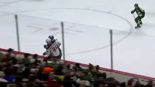Jacob Middleton clean check on Pavel Mintyukov