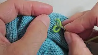 Tuto de remaillage. R&eacute;parer un tricot &agrave; un fil cass&eacute; dans le jersey.