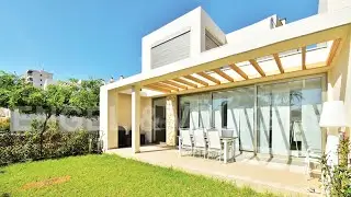 Sensational luxury beachfront townhouse in Villajoyosa (Spain, Costa Blanca)