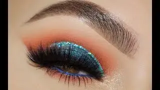 BLUE GLITTER CUT CREASE EYE LOOK TUTORIAL